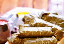 طريقة لف ورق العنب