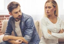 علامات الغيرة عند الزوجة.. وصفة سحرية للتعامل معها