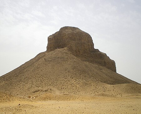 الهرم الأسود