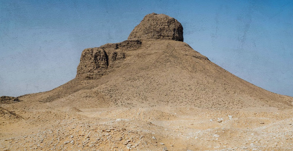 الهرم الأسود